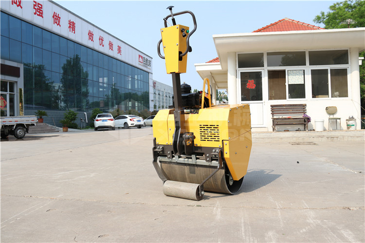 天氣轉(zhuǎn)冷,小型壓路機(jī)為什么會出現(xiàn)不能啟動的情況？
